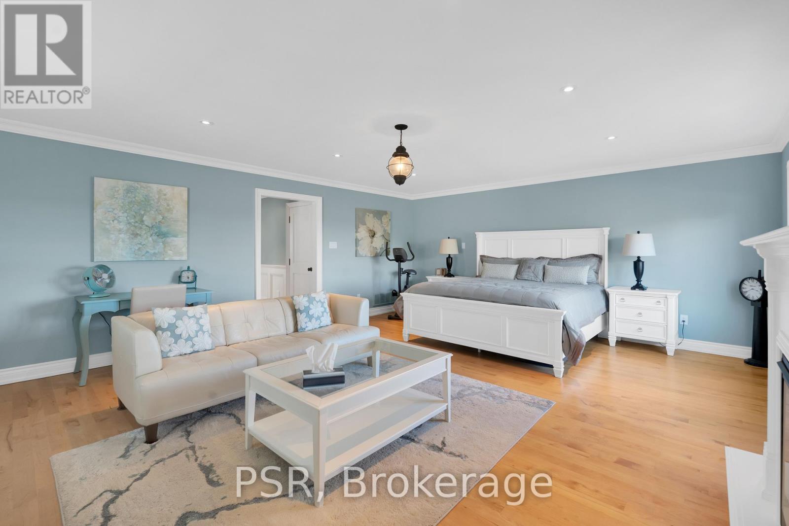 124 Elmpine Trail, King, Ontario  L7B 1K4 - Photo 25 - N12328120