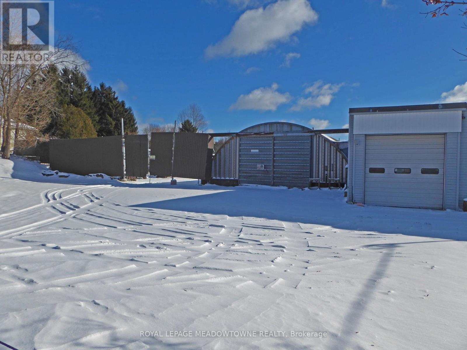 6148 32 Side Road, Halton Hills, Ontario  L7J 2L7 - Photo 9 - W12506828