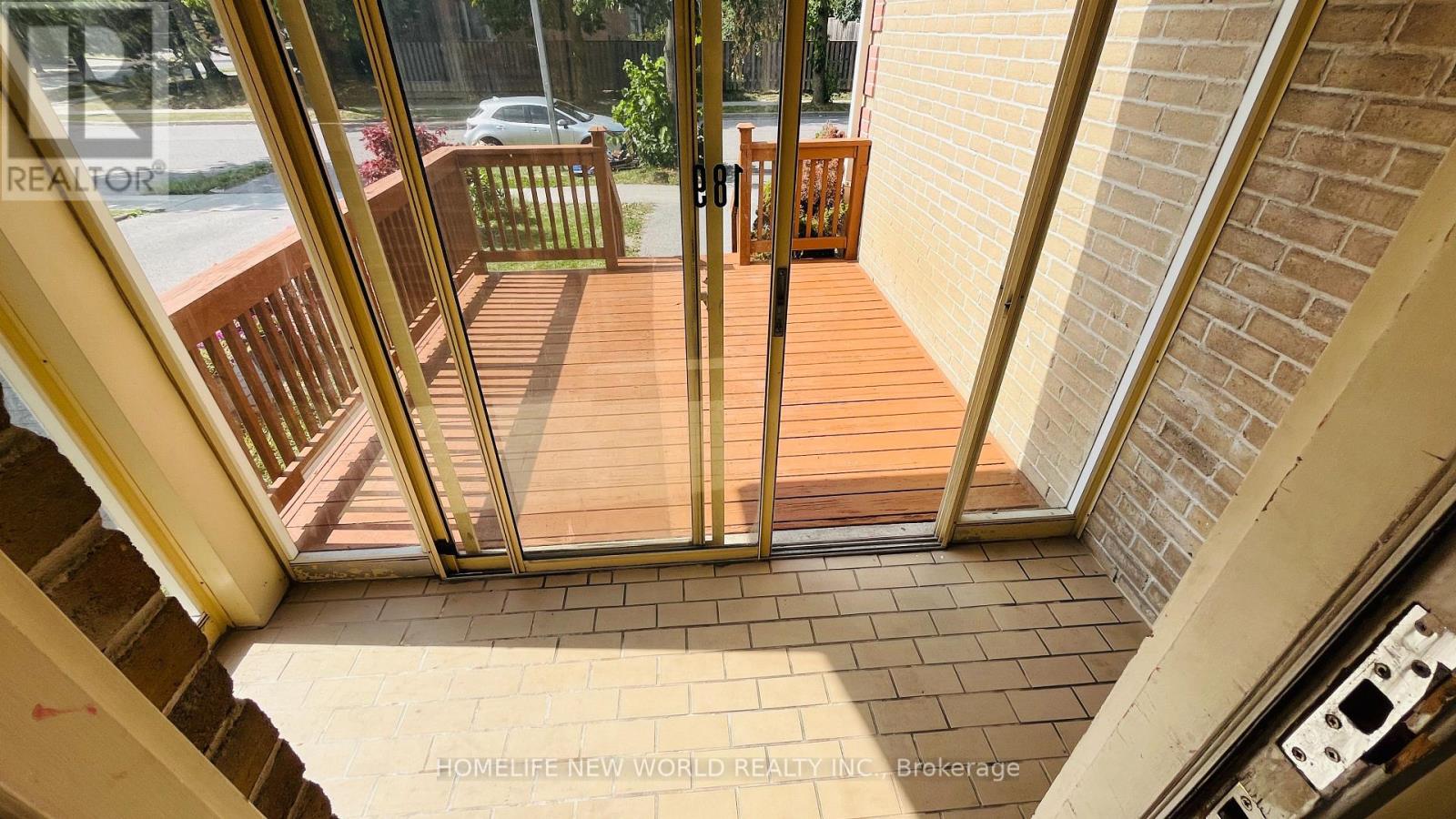 189 Gailcrest Circle, Vaughan, Ontario  L4J 5W2 - Photo 4 - N12607154