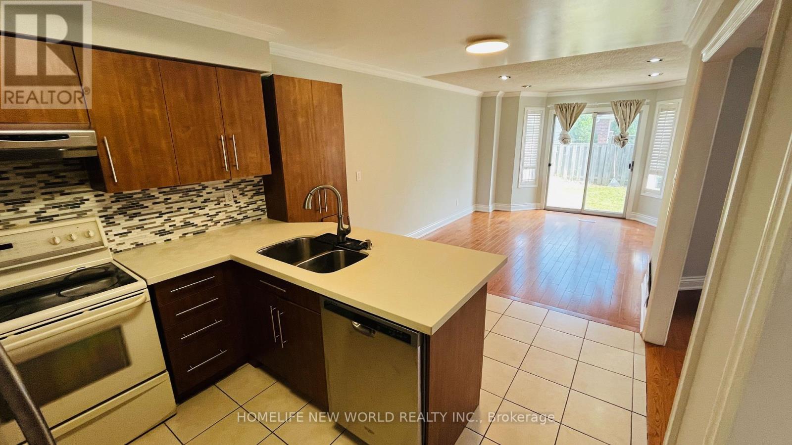 189 Gailcrest Circle, Vaughan, Ontario  L4J 5W2 - Photo 8 - N12607154