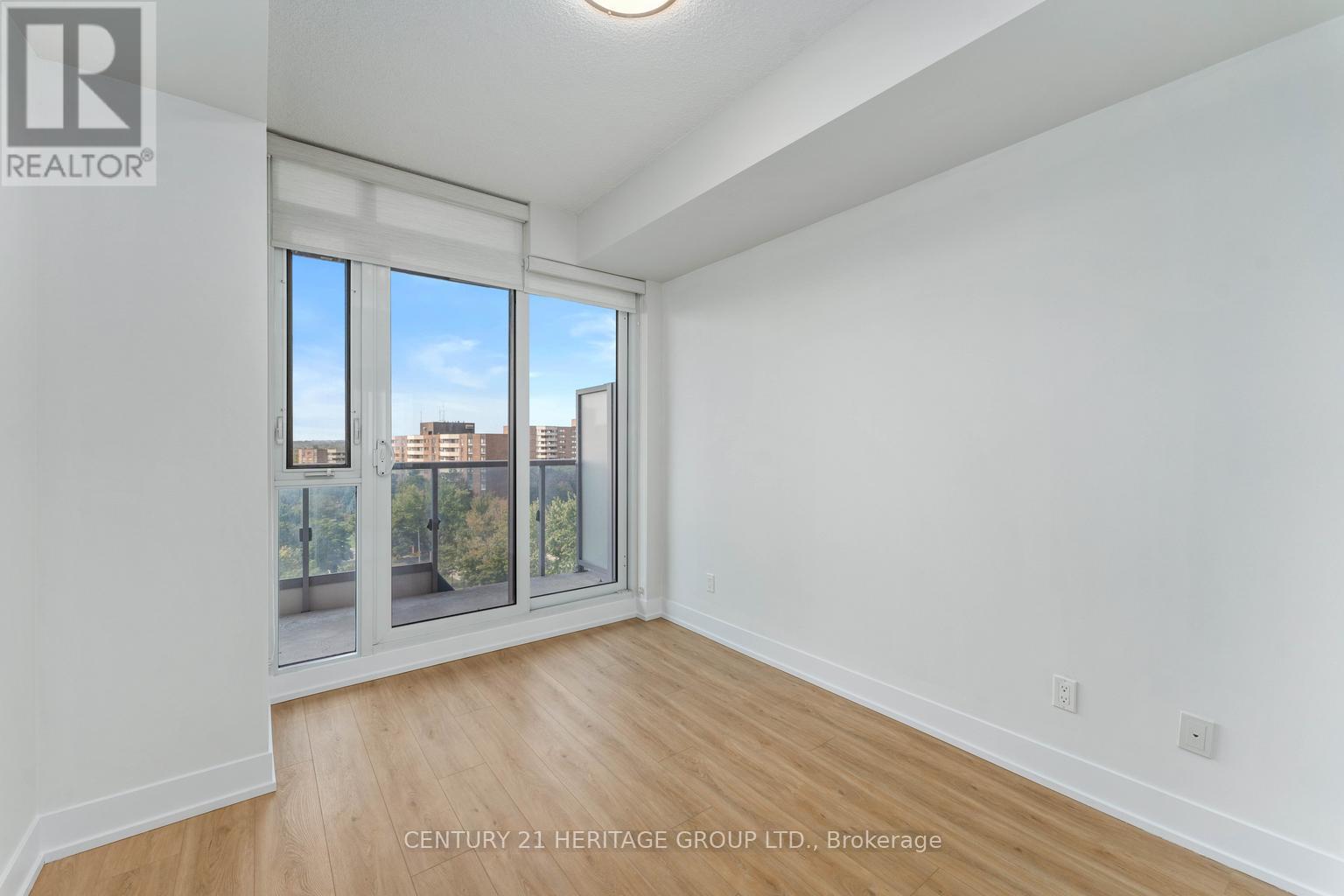 908 - 9471 Yonge Street, Richmond Hill, Ontario  L4C 0Z5 - Photo 22 - N12607166