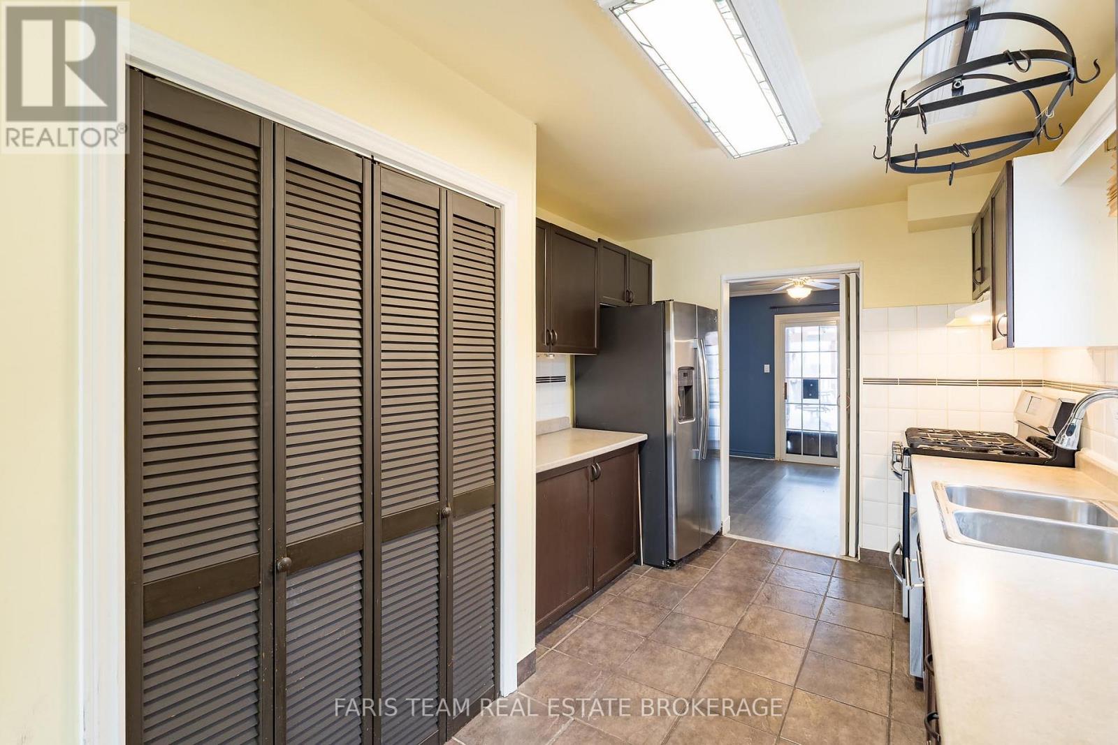 2501 Lloyd Street, Innisfil, Ontario  L9S 2H1 - Photo 6 - N12607192