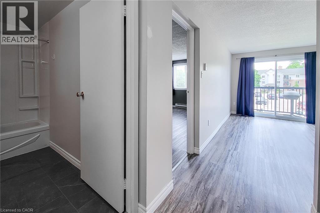 270 Eiwo Court Unit# 208, Waterloo, Ontario N2K 3M6 - Photo 11 - 40786540