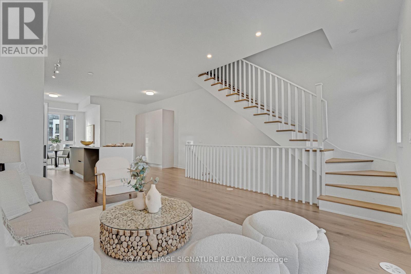 3047 Trailside Drive, Oakville, Ontario  L6M 4M2 - Photo 22 - W12607152