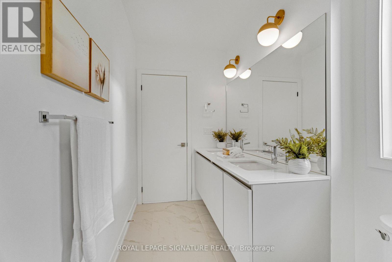 3047 Trailside Drive, Oakville, Ontario  L6M 4M2 - Photo 30 - W12607152