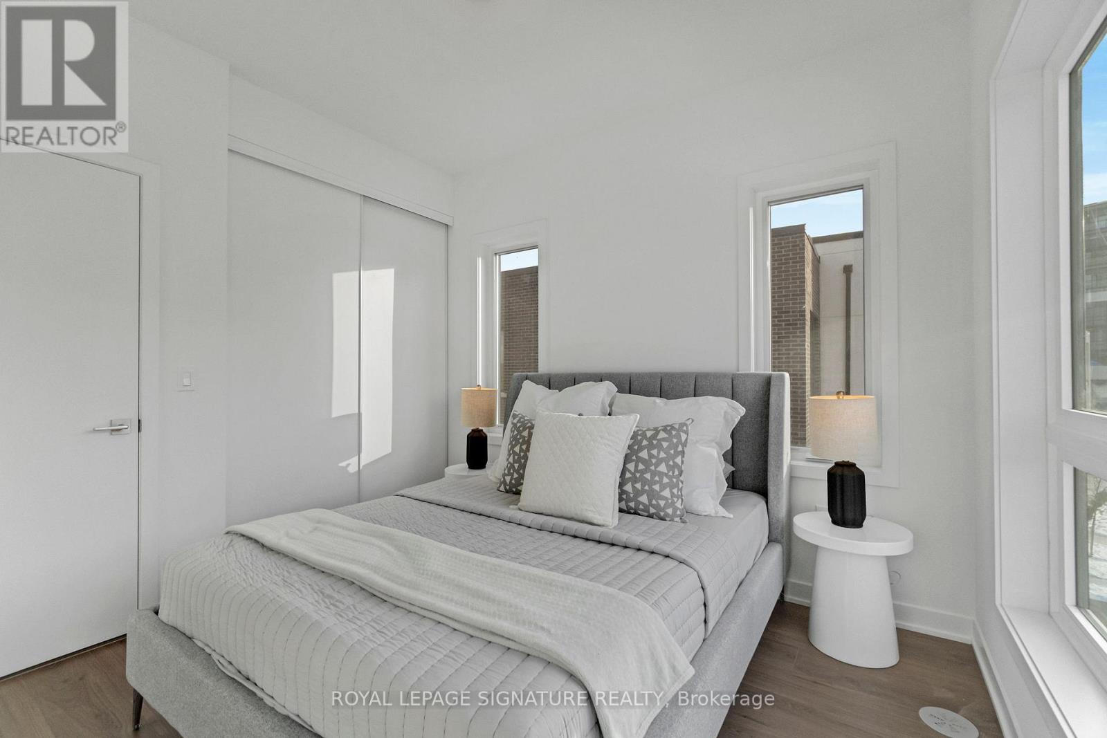 3047 Trailside Drive, Oakville, Ontario  L6M 4M2 - Photo 32 - W12607152