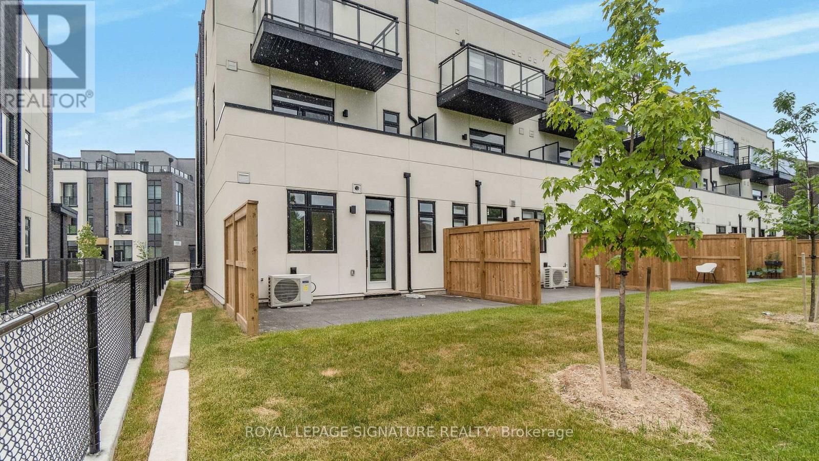 3047 Trailside Drive, Oakville, Ontario  L6M 4M2 - Photo 38 - W12607152