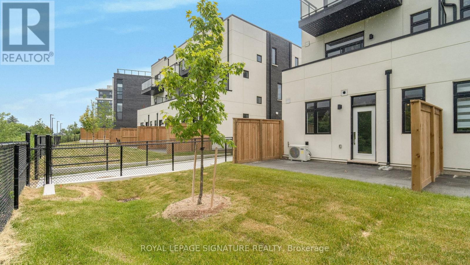 3047 Trailside Drive, Oakville, Ontario  L6M 4M2 - Photo 39 - W12607152