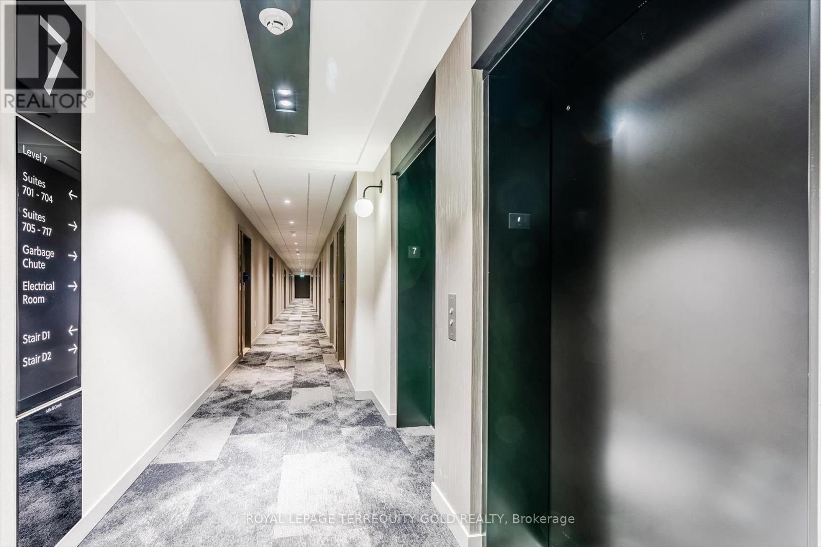 705 - 720 Whitlock Avenue, Milton, Ontario L9E 2B5 - Photo 4 - W12607158