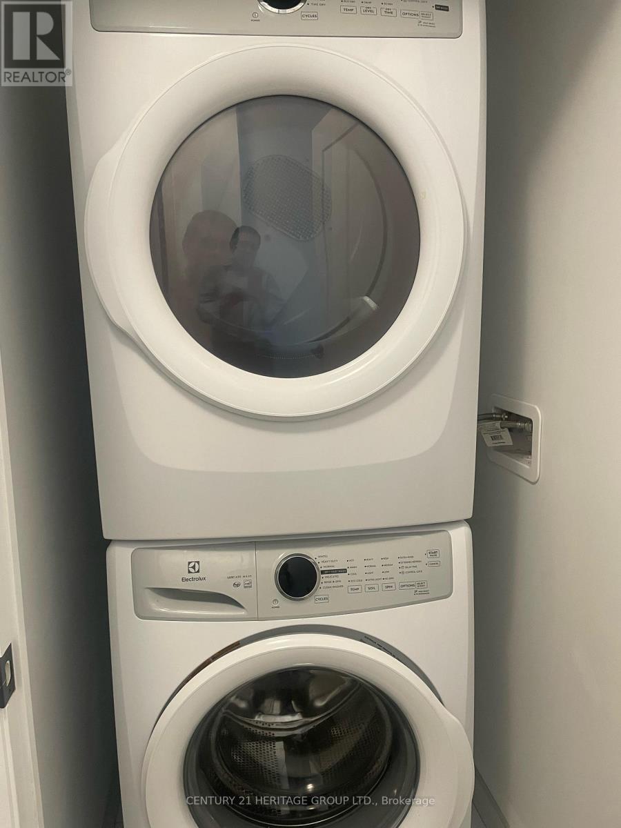 404 - 60 George Butchart Drive, Toronto, Ontario  M3K 0E1 - Photo 11 - W12607162