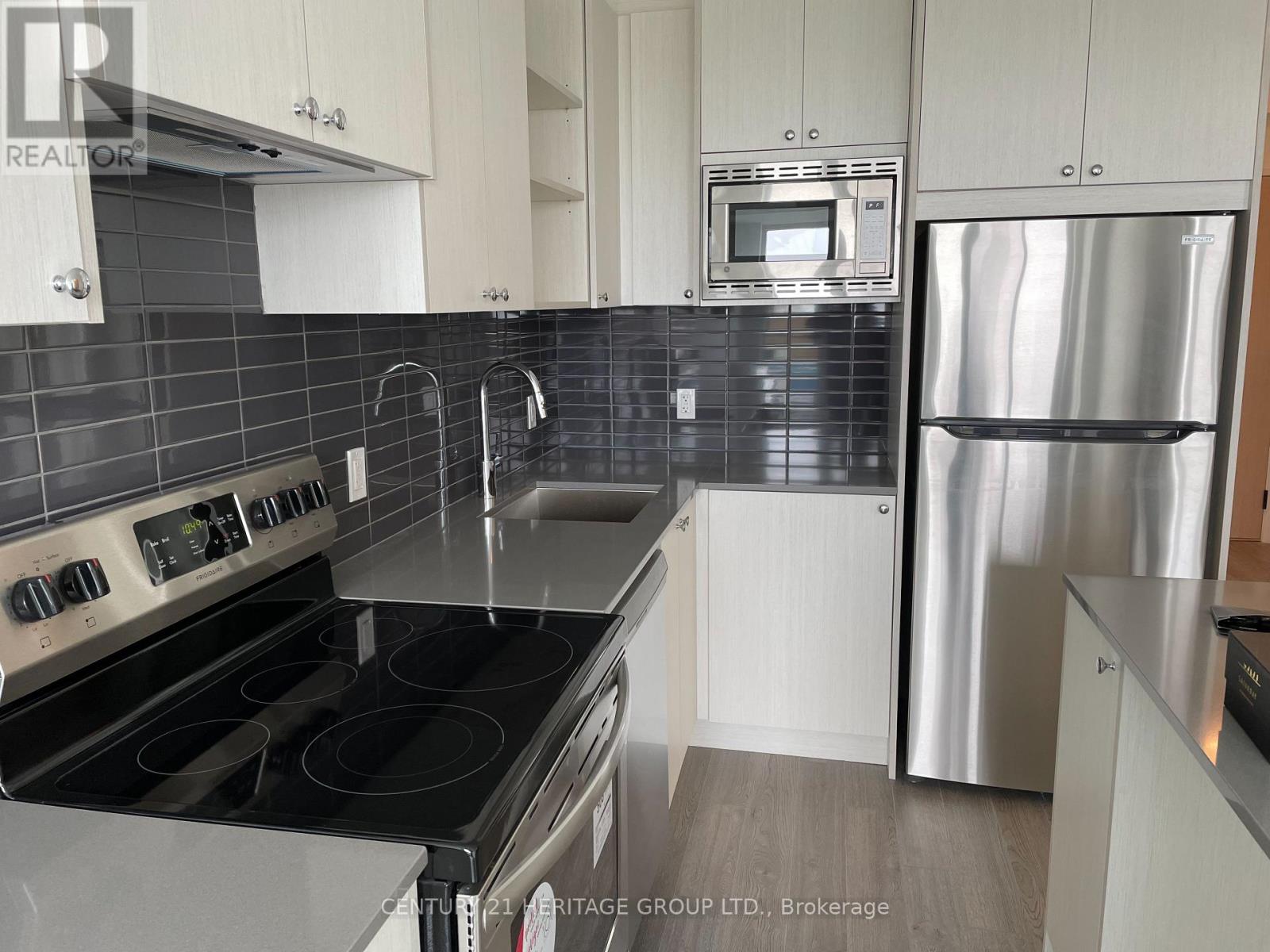 404 - 60 George Butchart Drive, Toronto, Ontario  M3K 0E1 - Photo 5 - W12607162