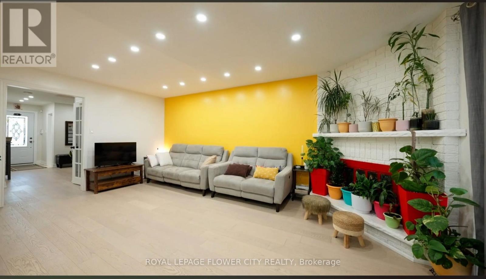 32 Payton Court, Brampton, Ontario  L6W 3Y9 - Photo 23 - W12607218