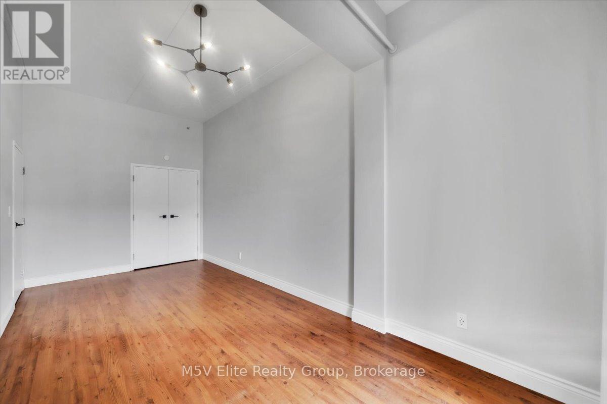 302 - 150 Colborne Street, Brantford, Ontario  N3T 2G6 - Photo 24 - X12607202