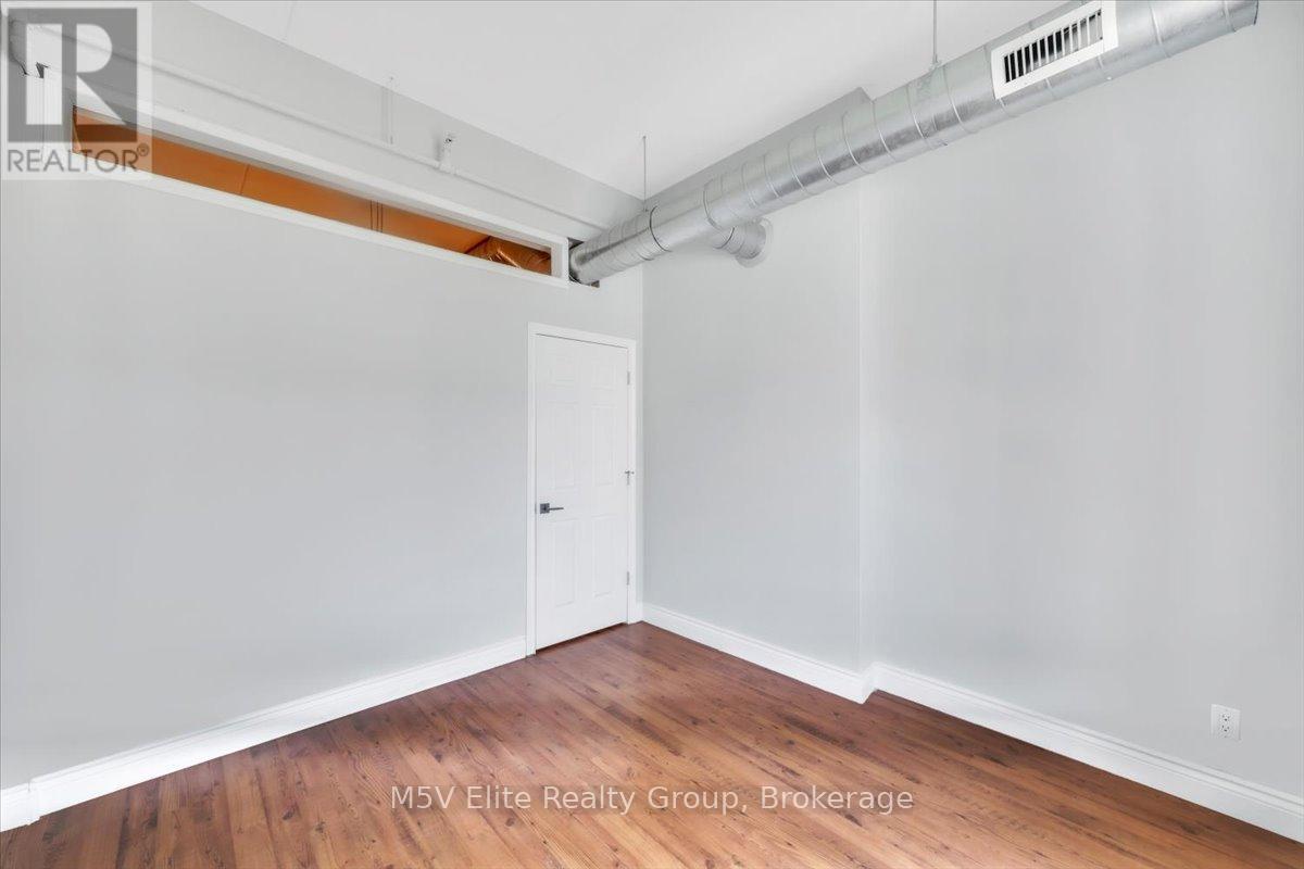 302 - 150 Colborne Street, Brantford, Ontario  N3T 2G6 - Photo 27 - X12607202