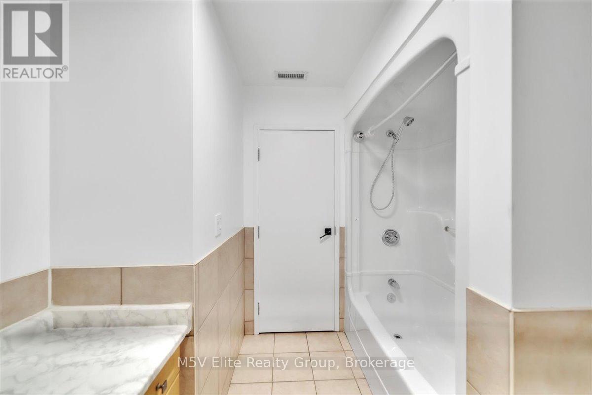 302 - 150 Colborne Street, Brantford, Ontario  N3T 2G6 - Photo 34 - X12607202