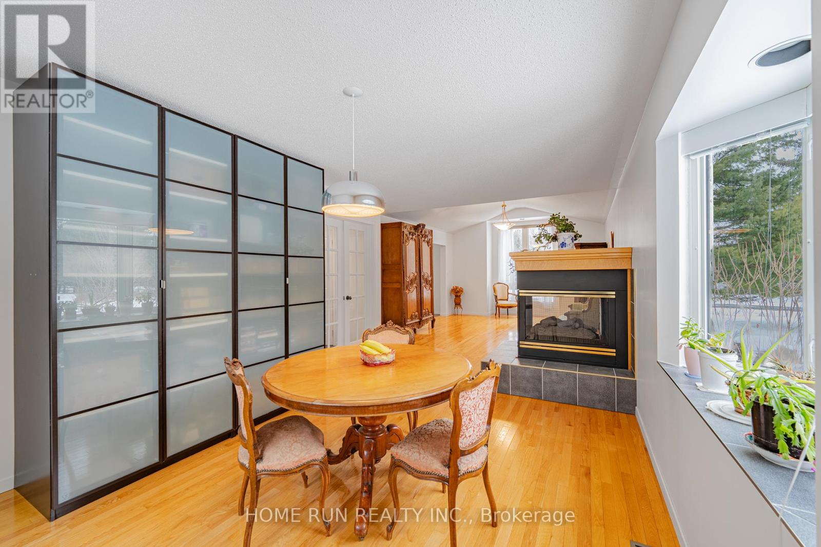 1545 Sherruby Way, Ottawa, Ontario  K2W 1A9 - Photo 10 - X12607230