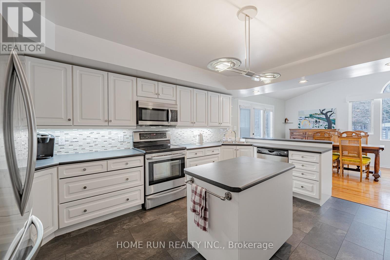 1545 Sherruby Way, Ottawa, Ontario  K2W 1A9 - Photo 13 - X12607230