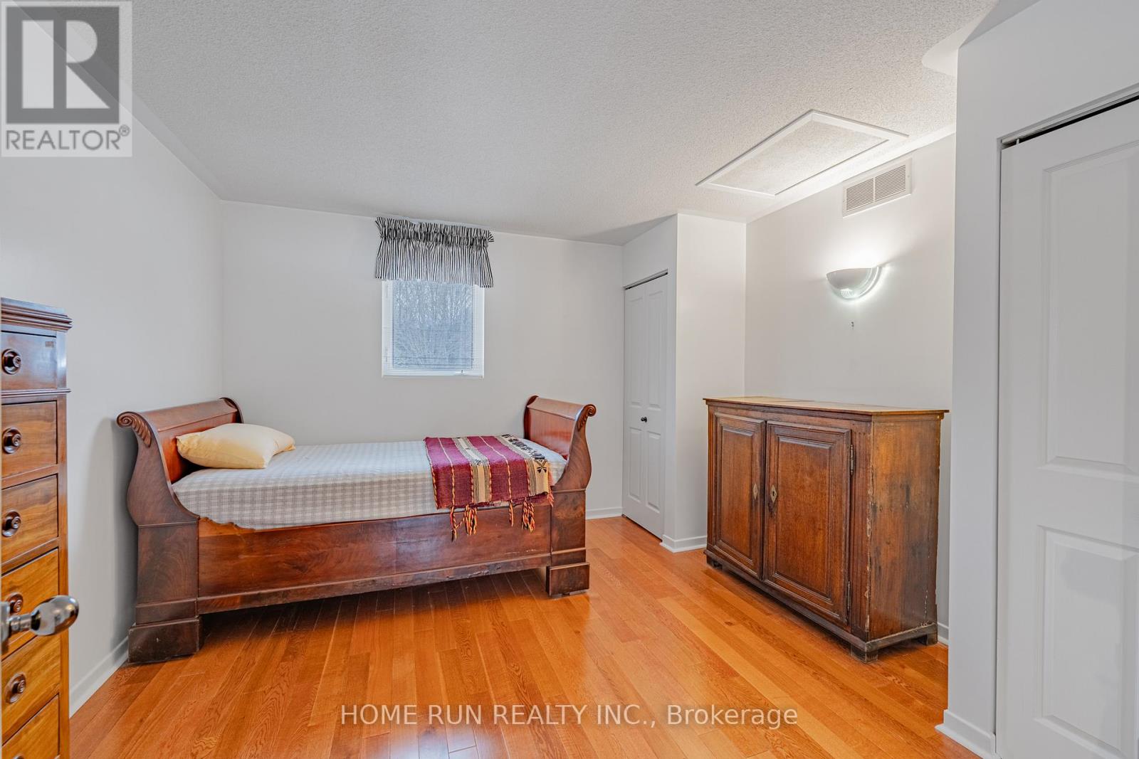 1545 Sherruby Way, Ottawa, Ontario  K2W 1A9 - Photo 37 - X12607230