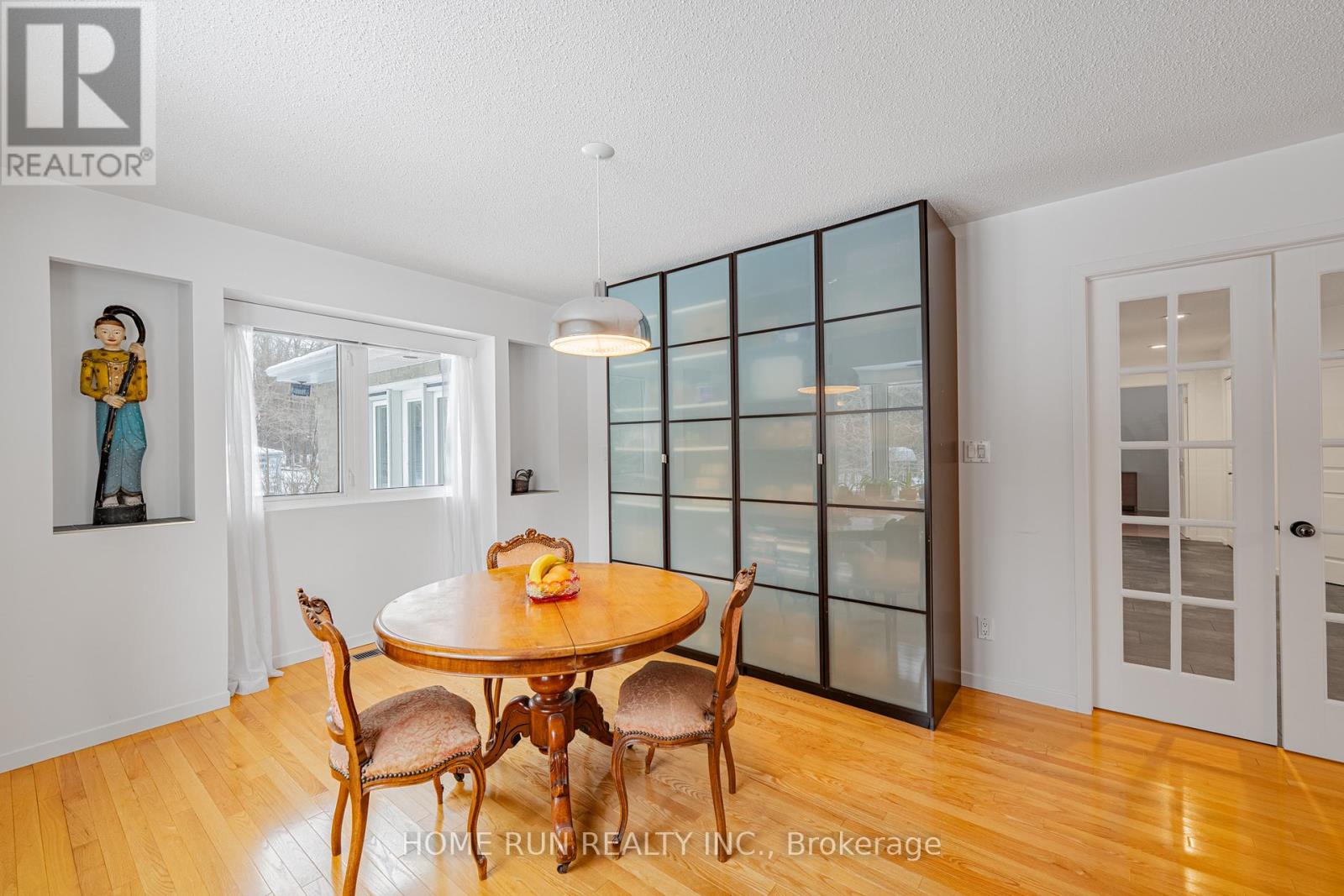 1545 Sherruby Way, Ottawa, Ontario  K2W 1A9 - Photo 9 - X12607230