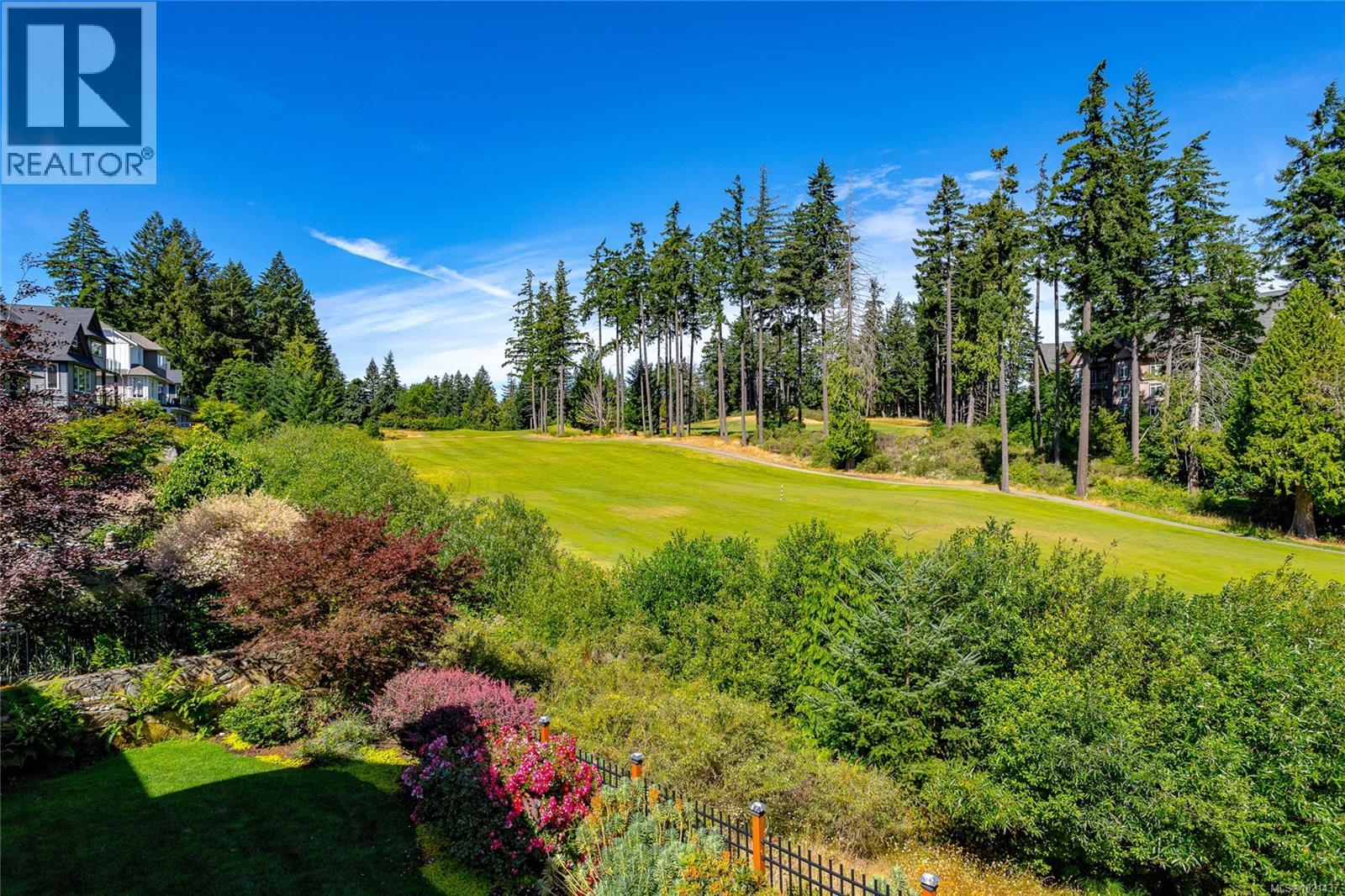 2140 Champions Way, Langford, British Columbia  V9B 0E3 - Photo 37 - 1021437