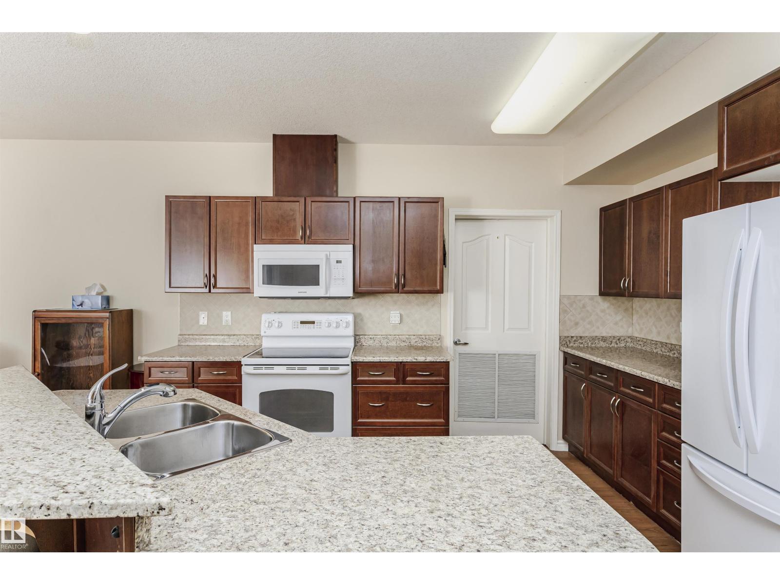 #14 7510 89 St Nw, Edmonton, Alberta  T6C 0X5 - Photo 16 - E4467608