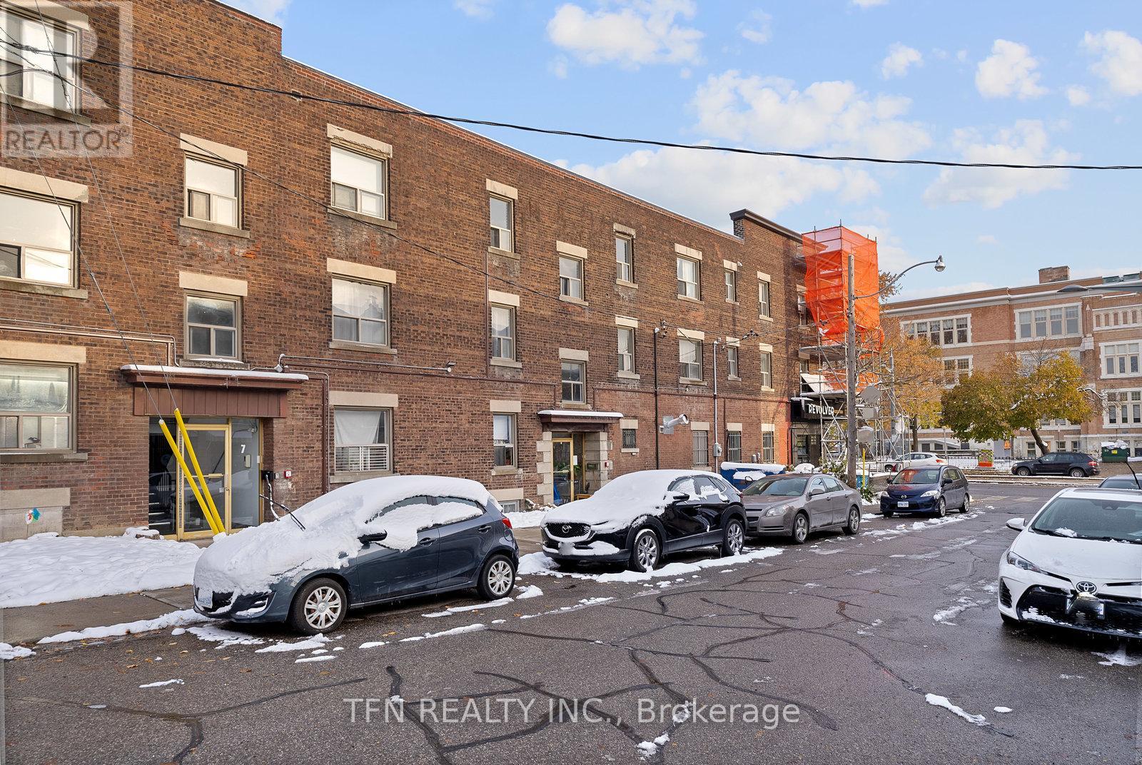 2 - 5 Crang Avenue, Toronto, Ontario  M6E 1A1 - Photo 27 - C12607254