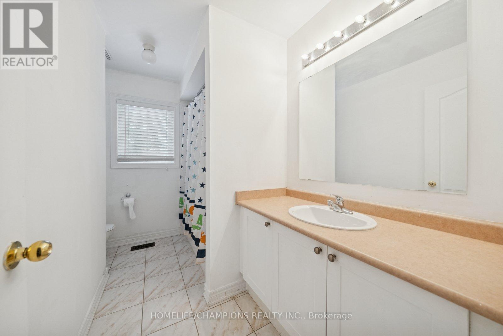 45 Woodbine Place, Oshawa, Ontario  L1L 1C6 - Photo 14 - E12594318