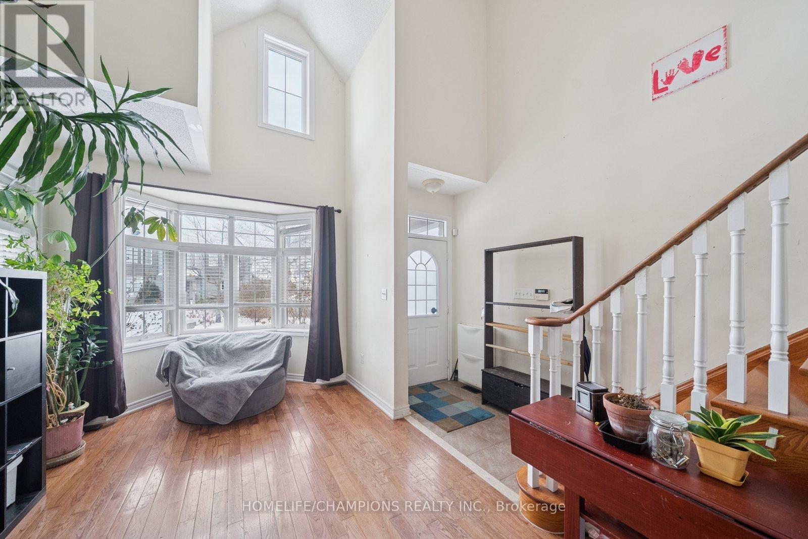 45 Woodbine Place, Oshawa, Ontario  L1L 1C6 - Photo 3 - E12594318