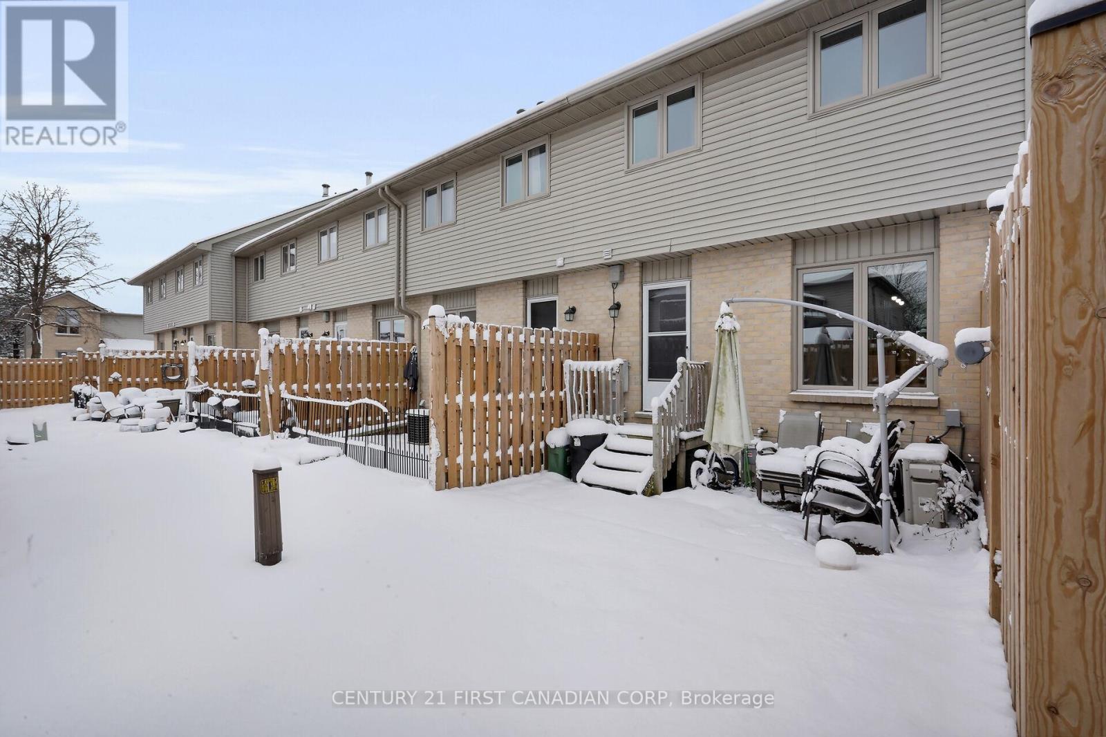 Photo 40 of 43 for 18 - 1138 Kipps Lane E