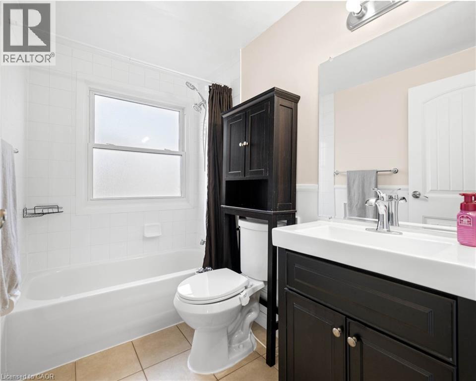 46 Barwood Crescent, Kitchener, Ontario  N2E 1V1 - Photo 14 - 40792703