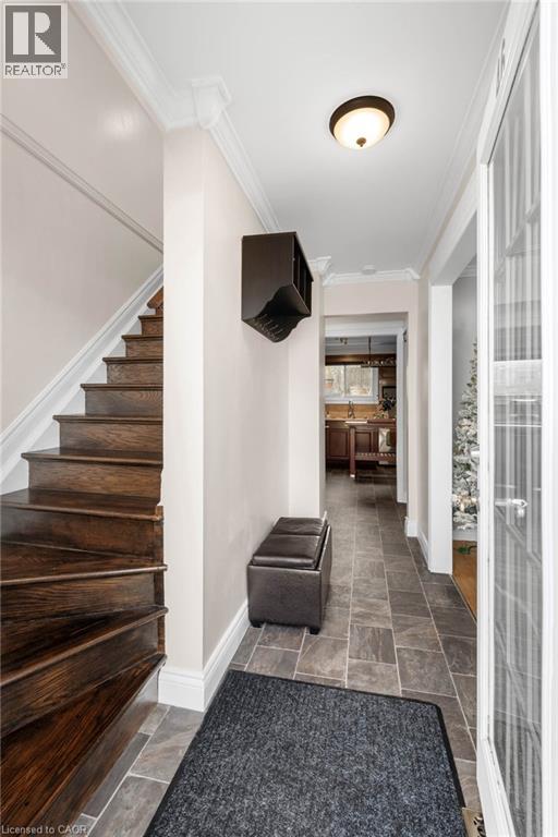 46 Barwood Crescent, Kitchener, Ontario  N2E 1V1 - Photo 3 - 40792703