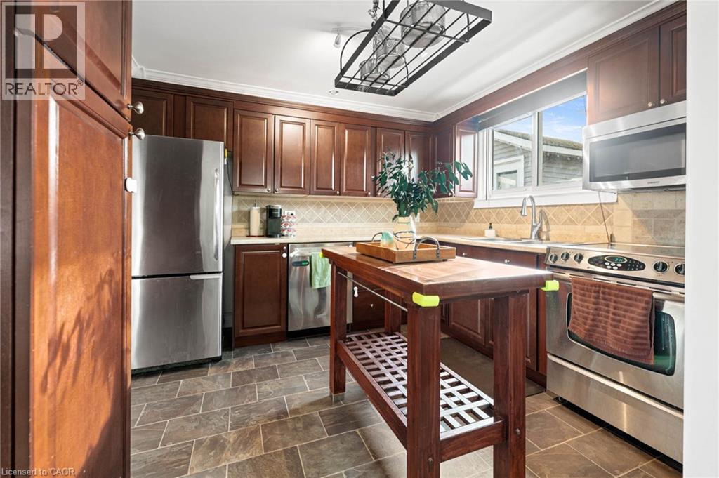 46 Barwood Crescent, Kitchener, Ontario  N2E 1V1 - Photo 9 - 40792703