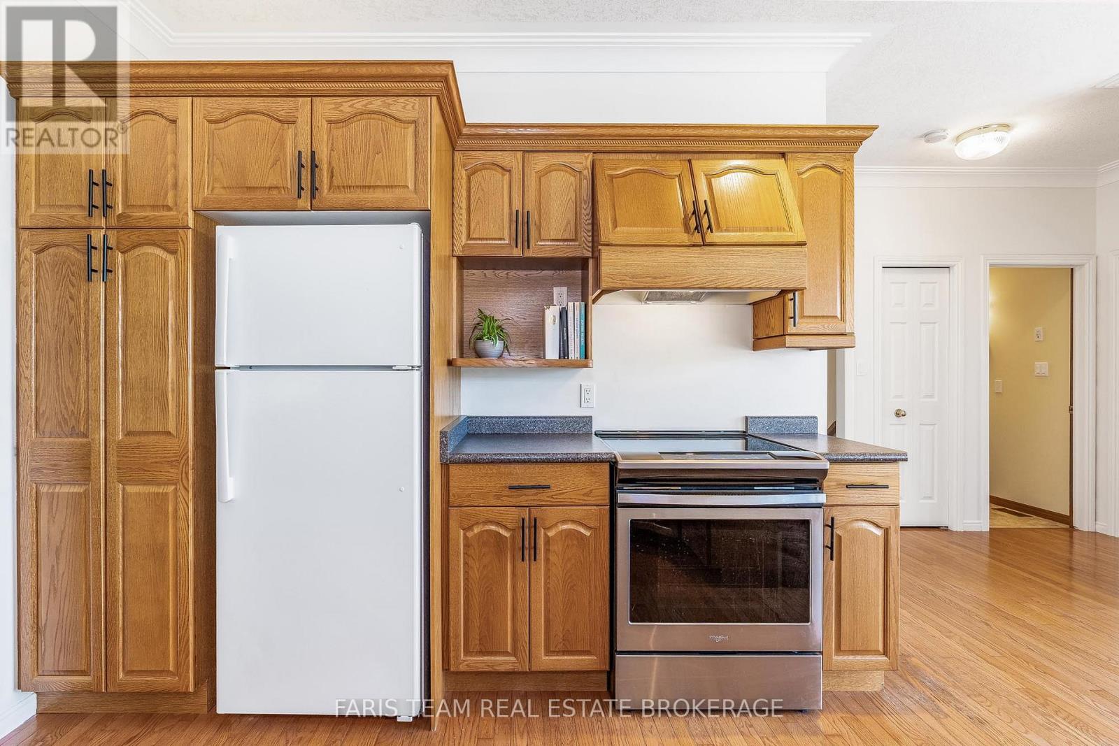 1461 Upper Big Chute Road, Severn (Coldwater), Ontario  L0K 1E0 - Photo 8 - S12607244