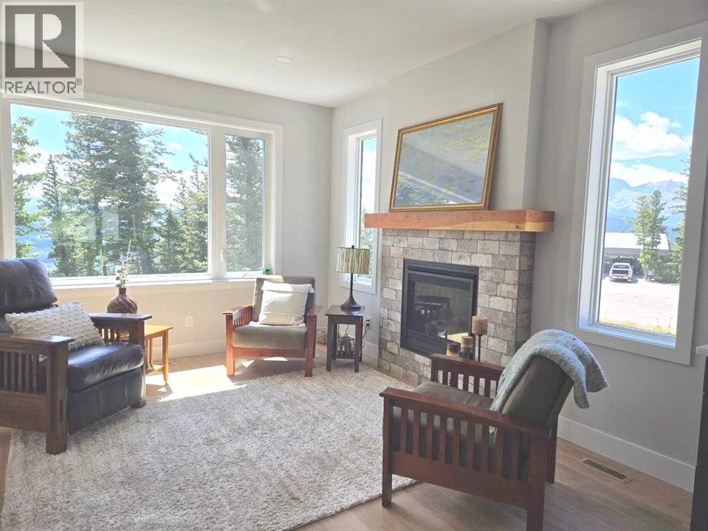 39 Kananaskis Way, Coleman, Alberta  T0K 0M0 - Photo 10 - A2243444