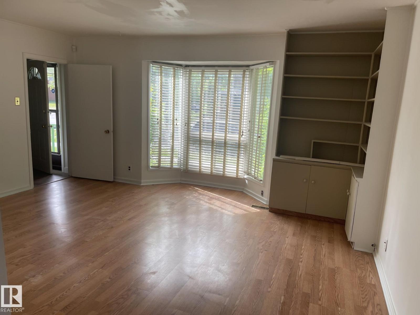 12202 105 St Nw, Edmonton, Alberta  T5G 2N8 - Photo 4 - E4467610