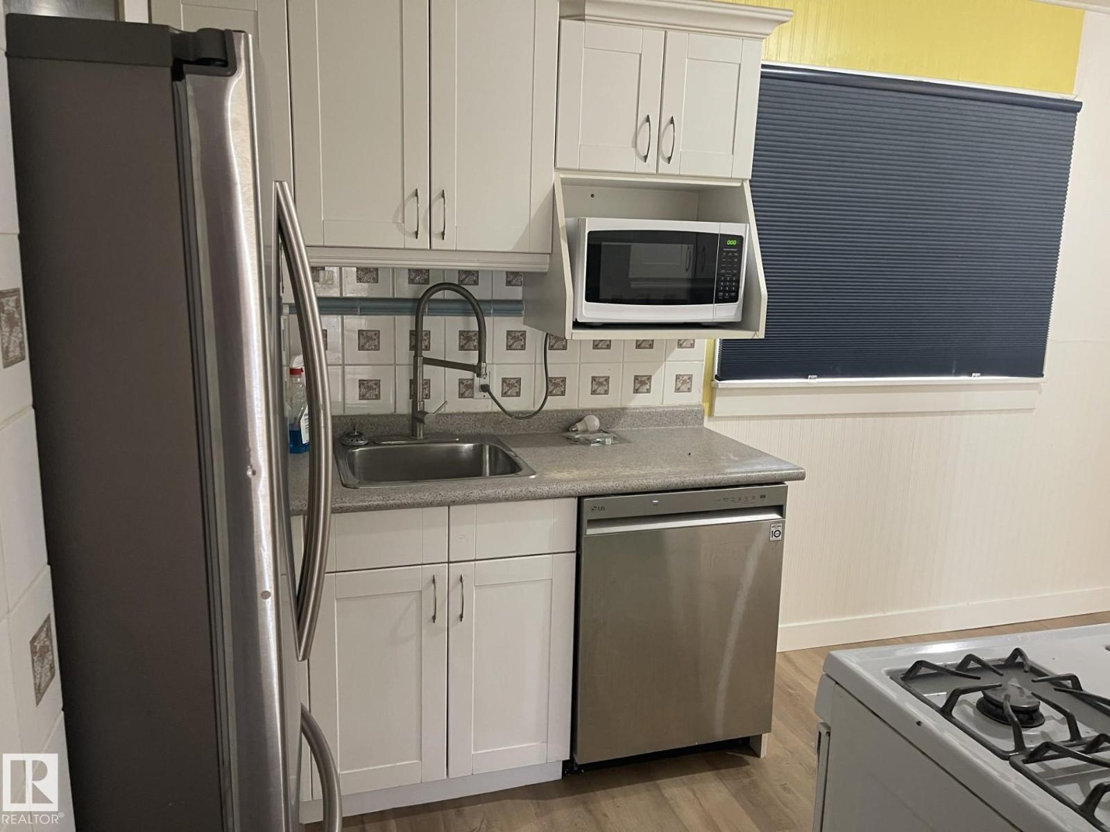 12202 105 St Nw, Edmonton, Alberta  T5G 2N8 - Photo 6 - E4467610