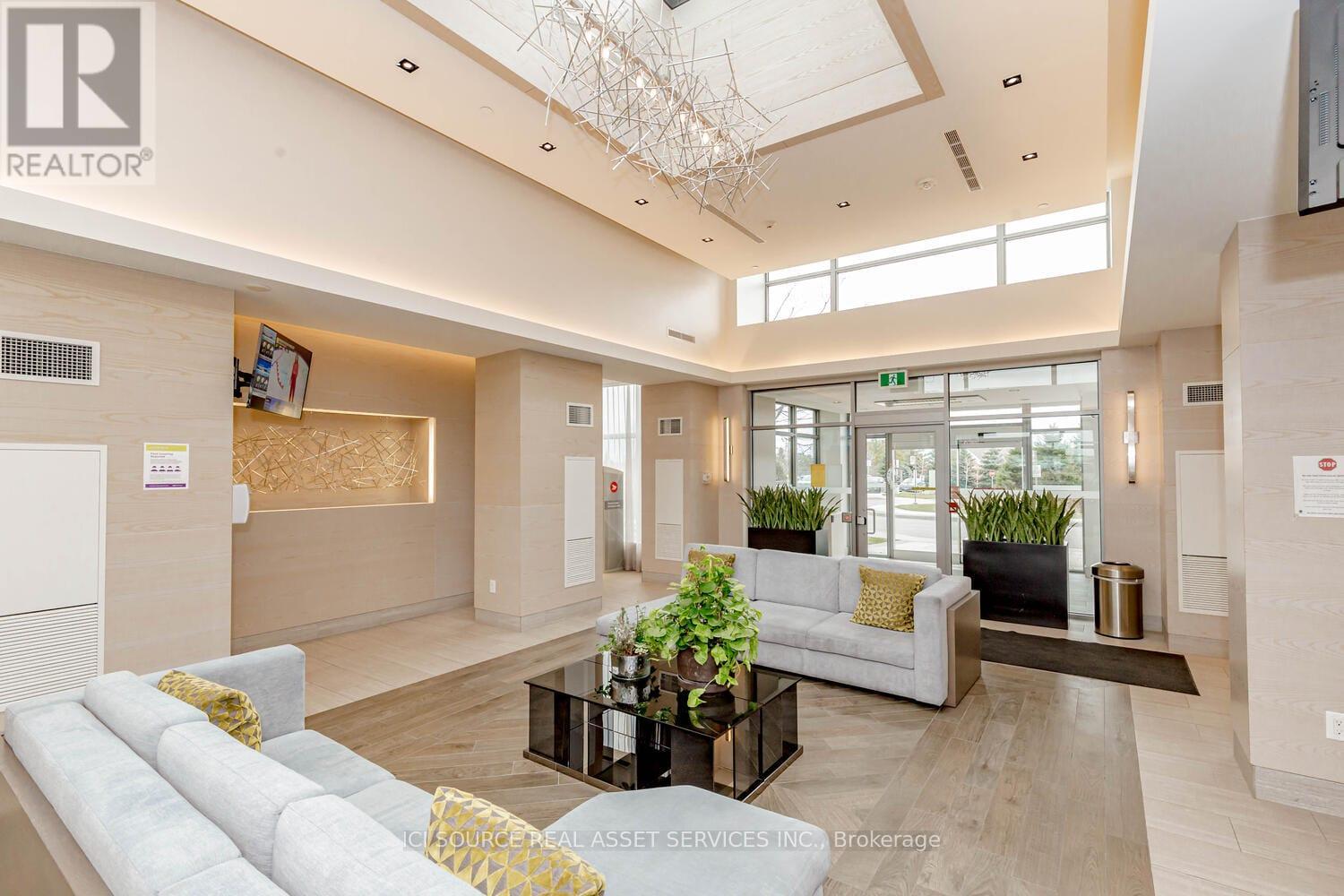 1001 - 4655 Glen Erin Drive, Mississauga, Ontario  L5M 0Z1 - Photo 3 - W12607224