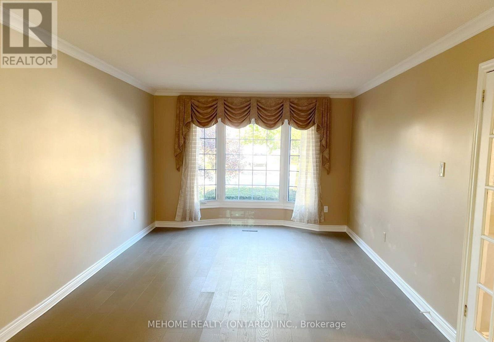 2037 Schoolmaster Circle, Oakville, Ontario  L6M 3A1 - Photo 10 - W12607236