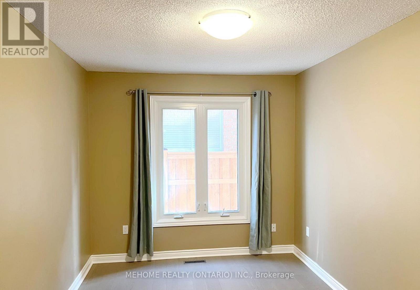 2037 Schoolmaster Circle, Oakville, Ontario  L6M 3A1 - Photo 11 - W12607236