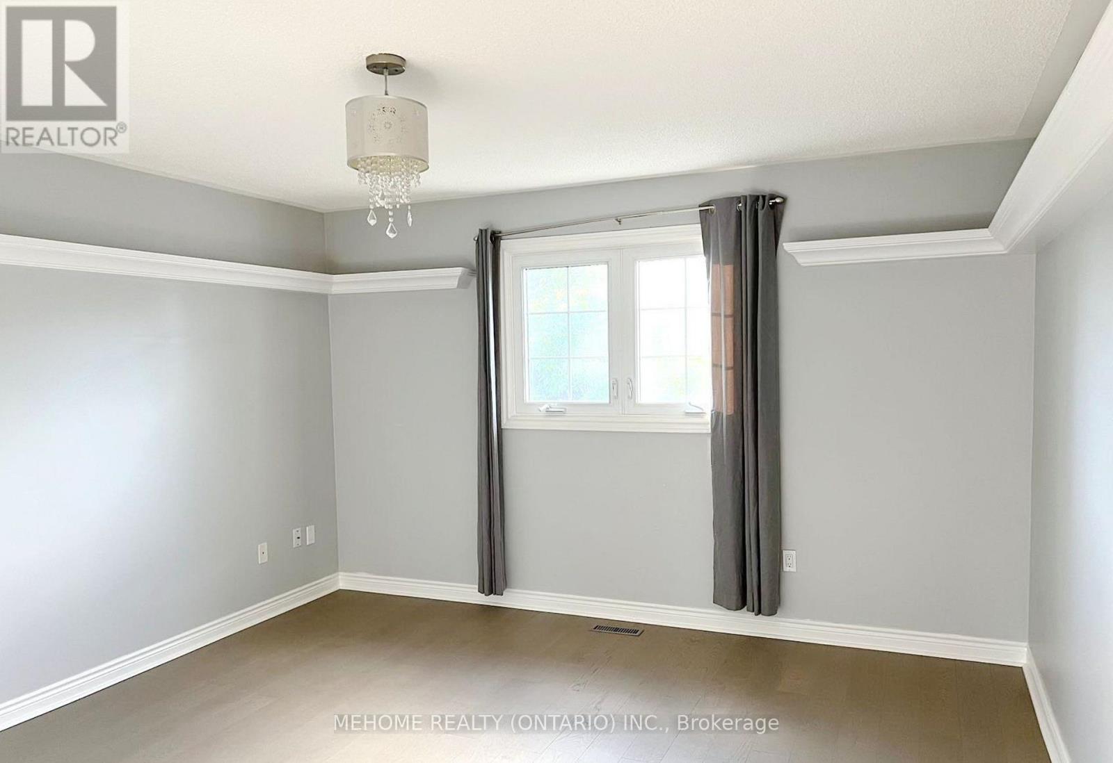 2037 Schoolmaster Circle, Oakville, Ontario  L6M 3A1 - Photo 22 - W12607236