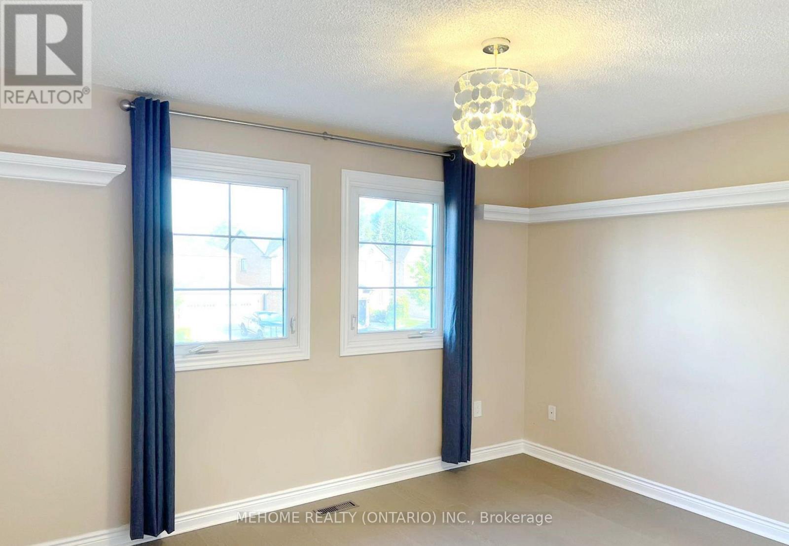 2037 Schoolmaster Circle, Oakville, Ontario  L6M 3A1 - Photo 25 - W12607236