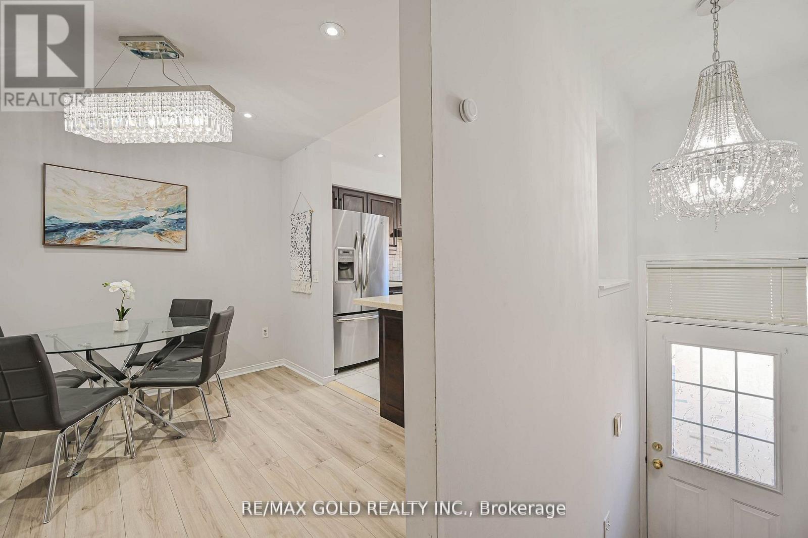 66 - 50 Strathaven Drive, Mississauga, Ontario  L5R 4E7 - Photo 6 - W12607256