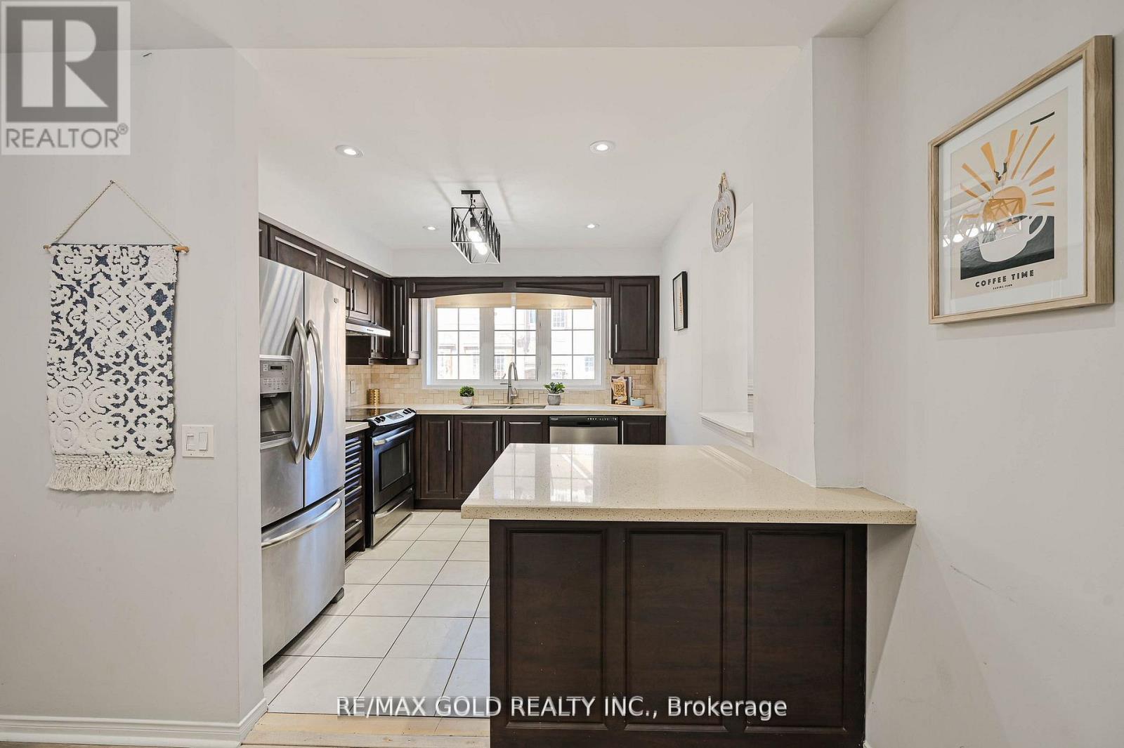 66 - 50 Strathaven Drive, Mississauga, Ontario  L5R 4E7 - Photo 9 - W12607256