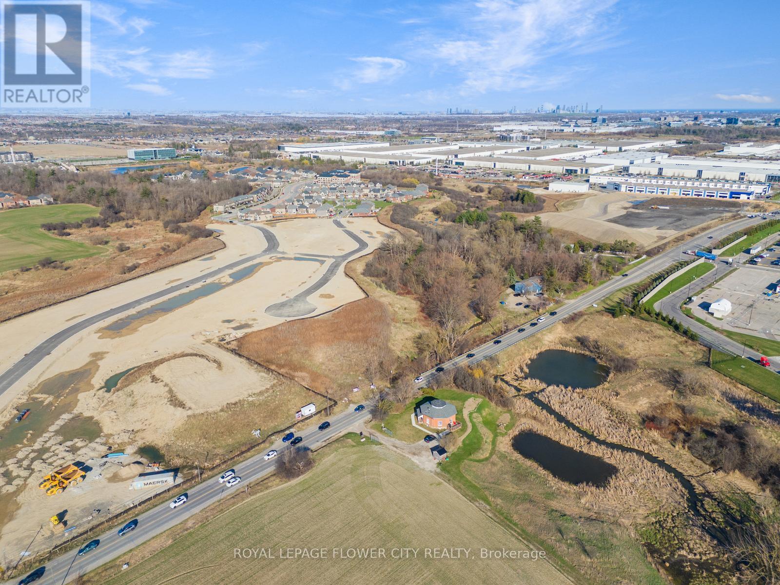 8273 Heritage Road, Brampton, Ontario  L6Y 0E3 - Photo 6 - W12607258