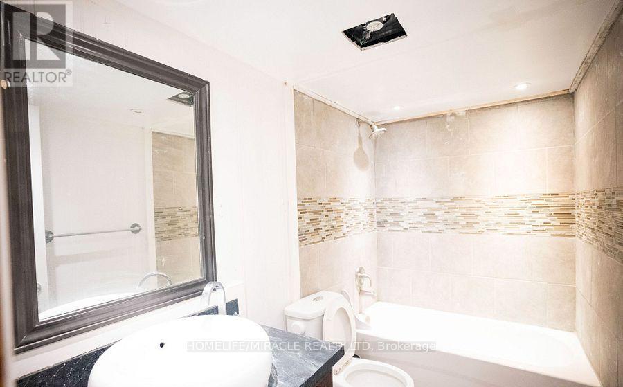 27 Killaloe Crescent, Halton Hills, Ontario  L7G 5N2 - Photo 31 - W12607264