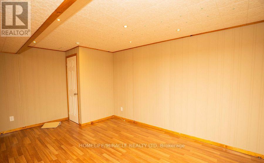 27 Killaloe Crescent, Halton Hills, Ontario  L7G 5N2 - Photo 46 - W12607264