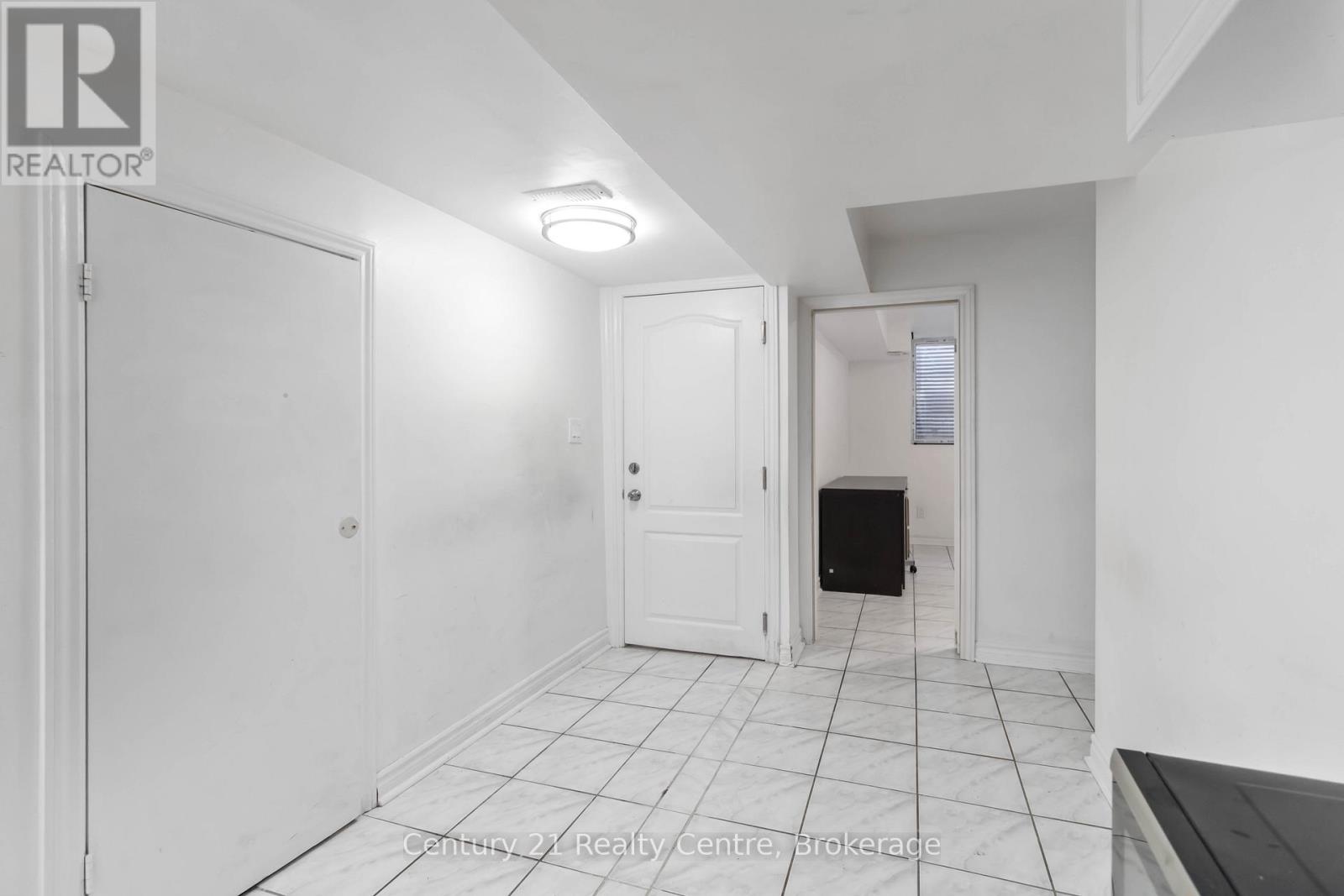 Bsmnt - 3073 Ireson Court, Mississauga, Ontario  L4T 1N7 - Photo 12 - W12607266