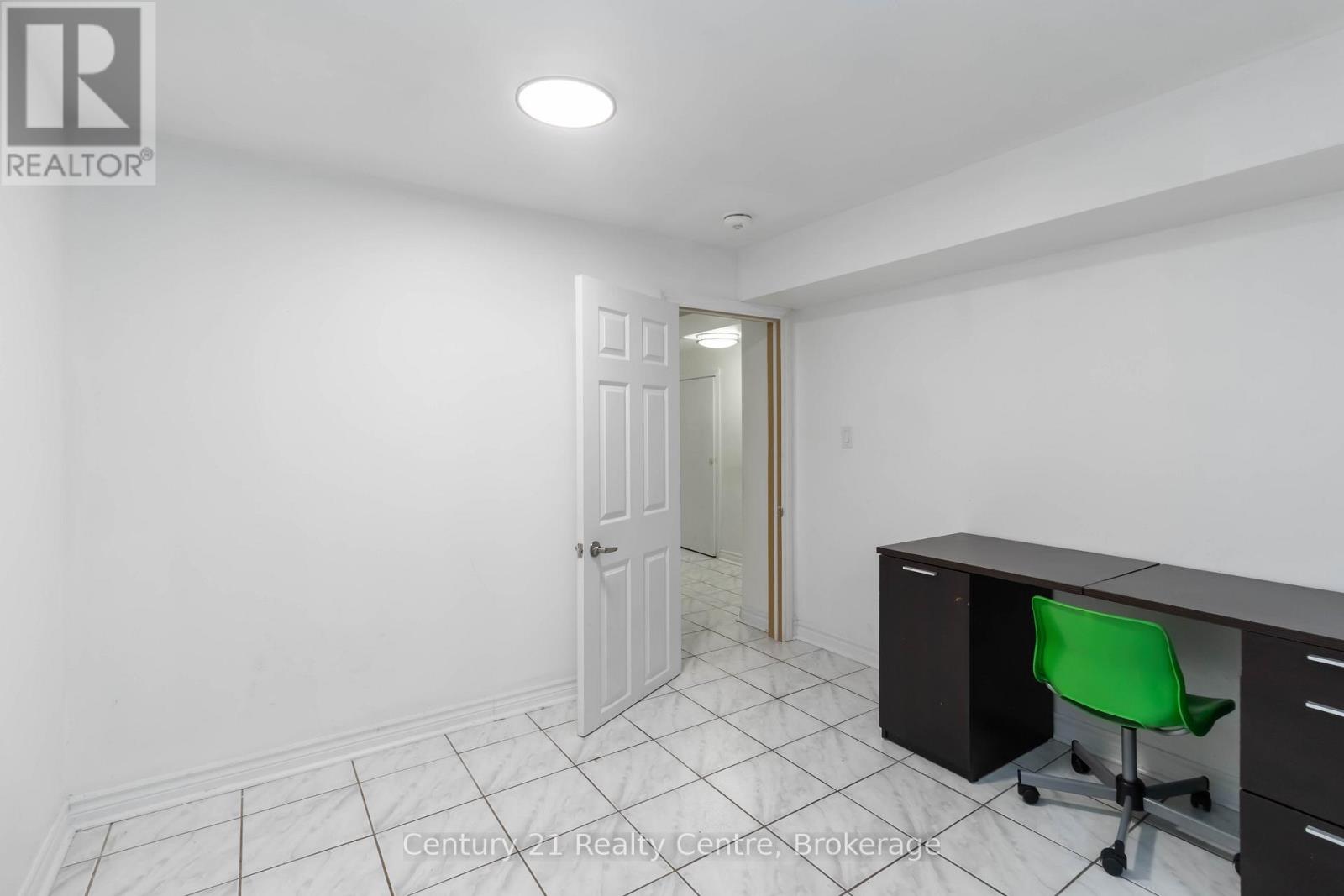 Bsmnt - 3073 Ireson Court, Mississauga, Ontario  L4T 1N7 - Photo 15 - W12607266