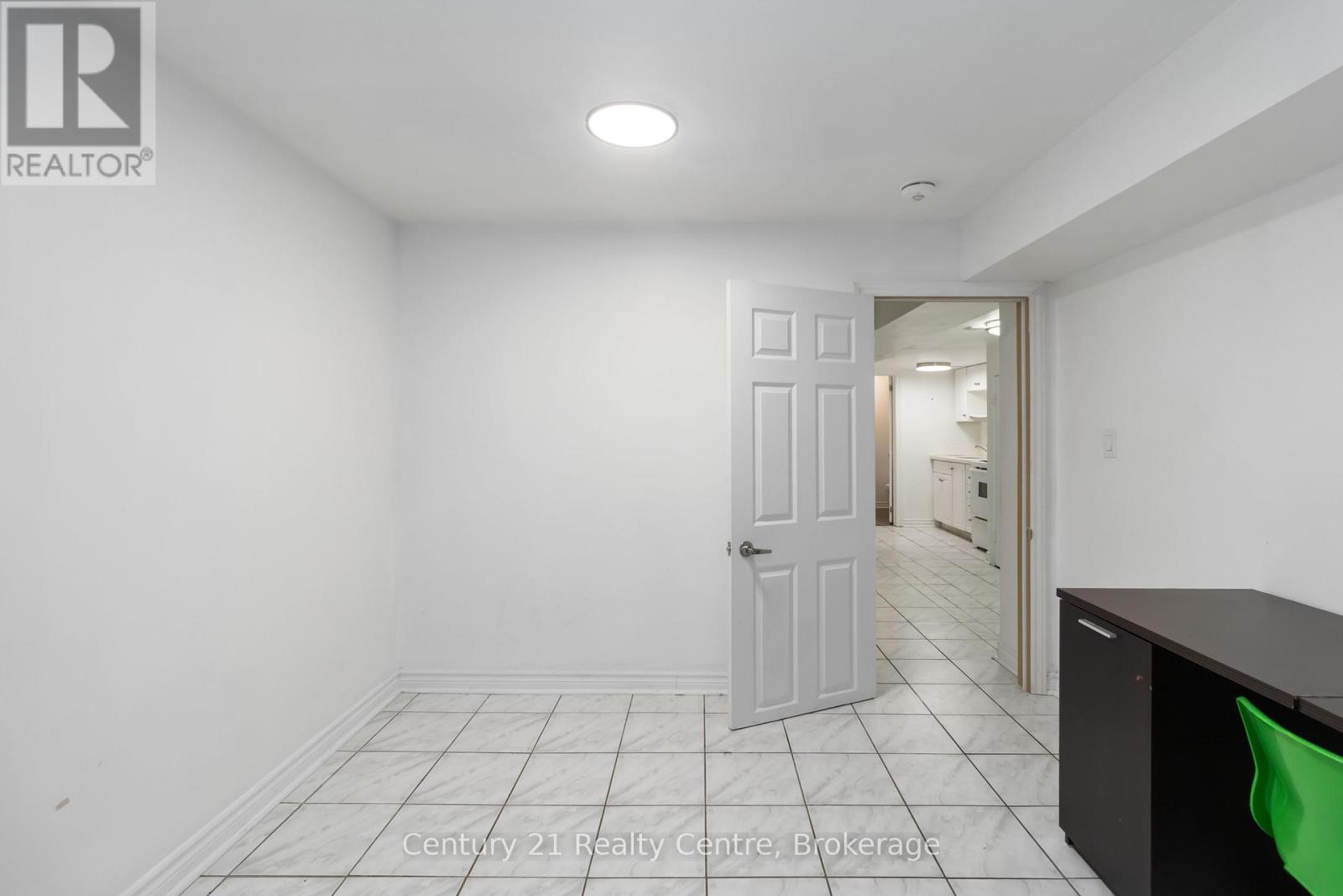 Bsmnt - 3073 Ireson Court, Mississauga, Ontario  L4T 1N7 - Photo 16 - W12607266