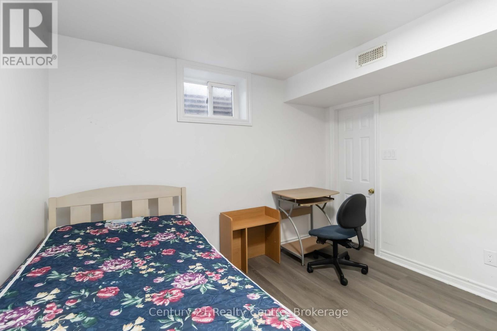 Bsmnt - 3073 Ireson Court, Mississauga, Ontario  L4T 1N7 - Photo 8 - W12607266